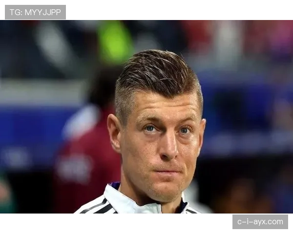 克罗斯足球智慧引领战术革新，助力球队竞争力显著提升