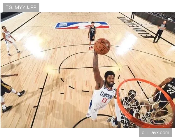 瓦伦西亚锋线火力全开，状态回暖成新赛季初期焦点