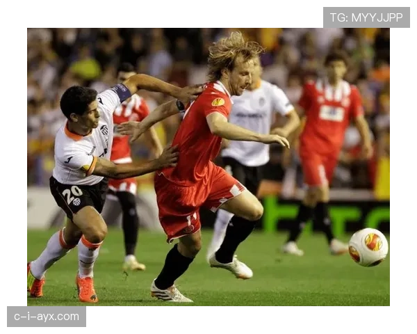 奥亚萨瓦尔状态火热，助西甲劲旅开启辉煌新篇章